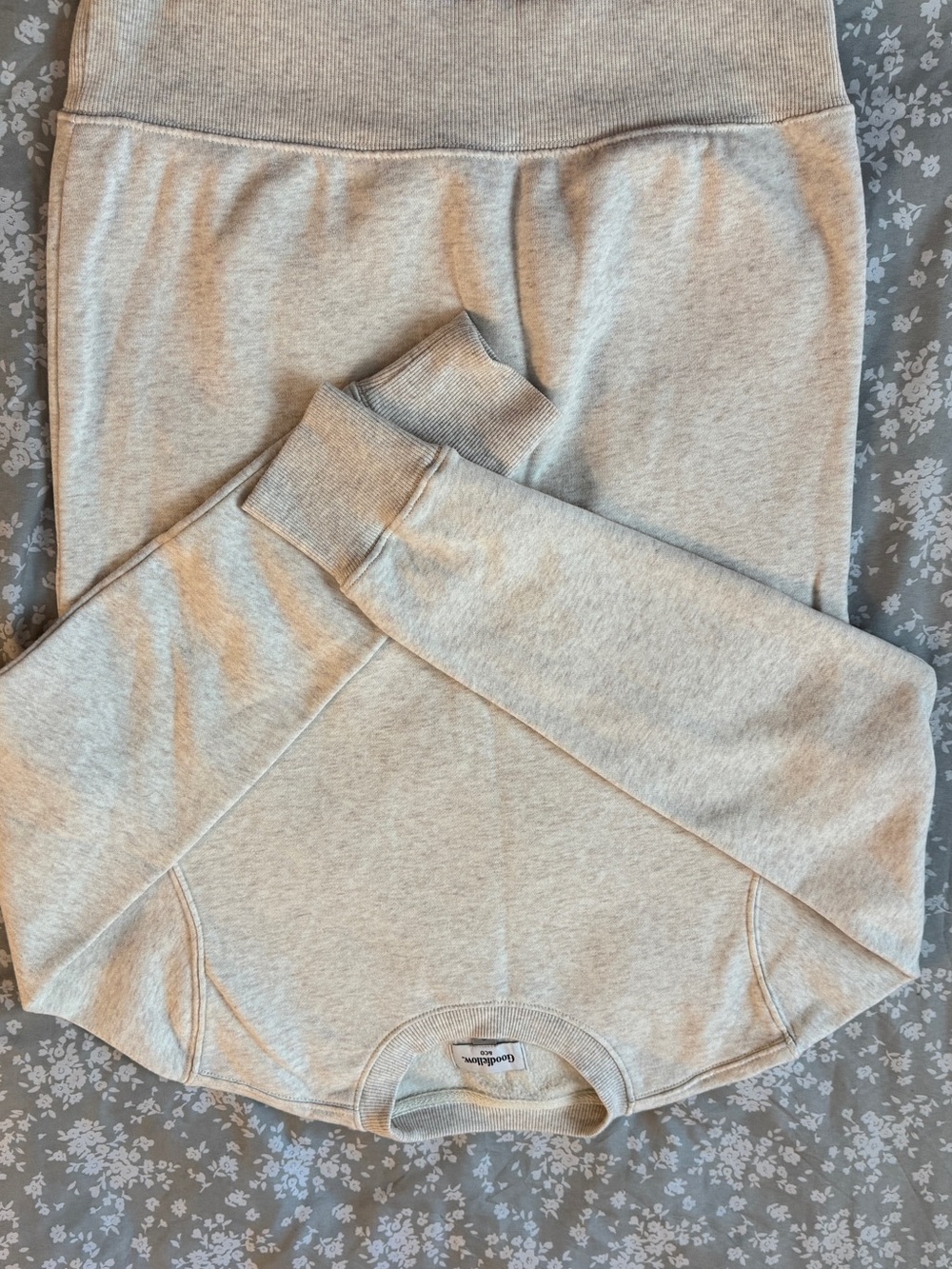 Goodfellow & Co Light Heather Gray Women's Sweatpants and Crewneck Set